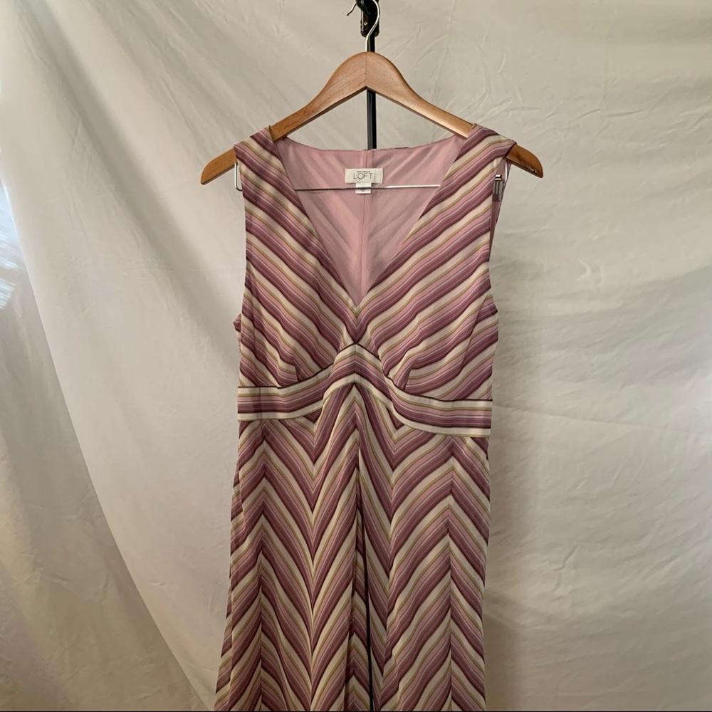 Purple patterned sleeveless dress